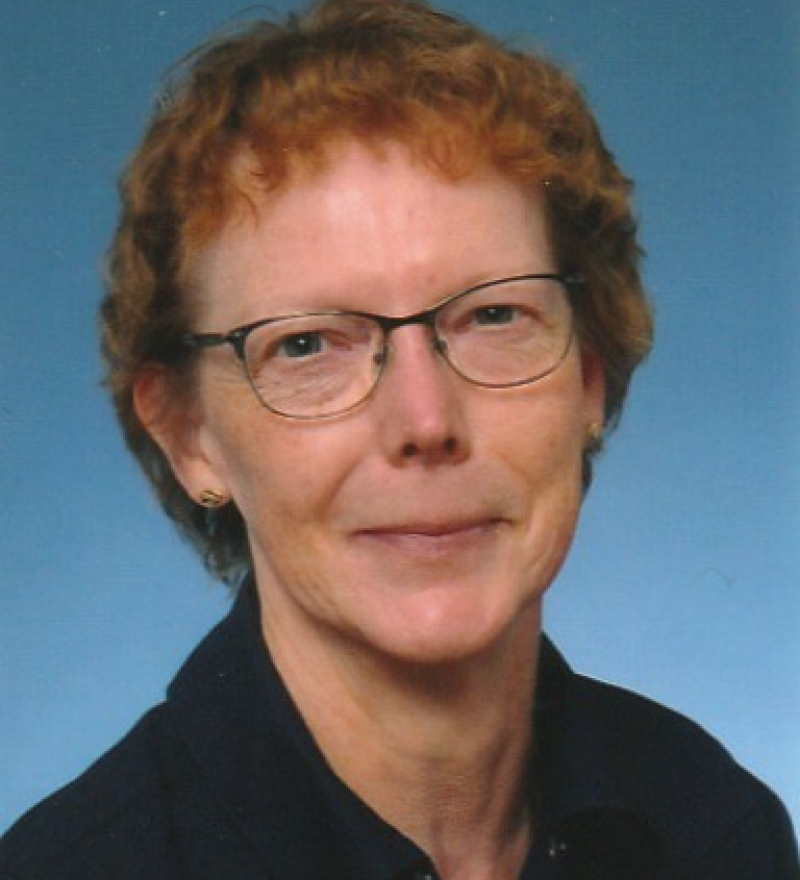 Porträtfoto von Büromitarbeiterin Brigitte Süling der Winkel GmbH.